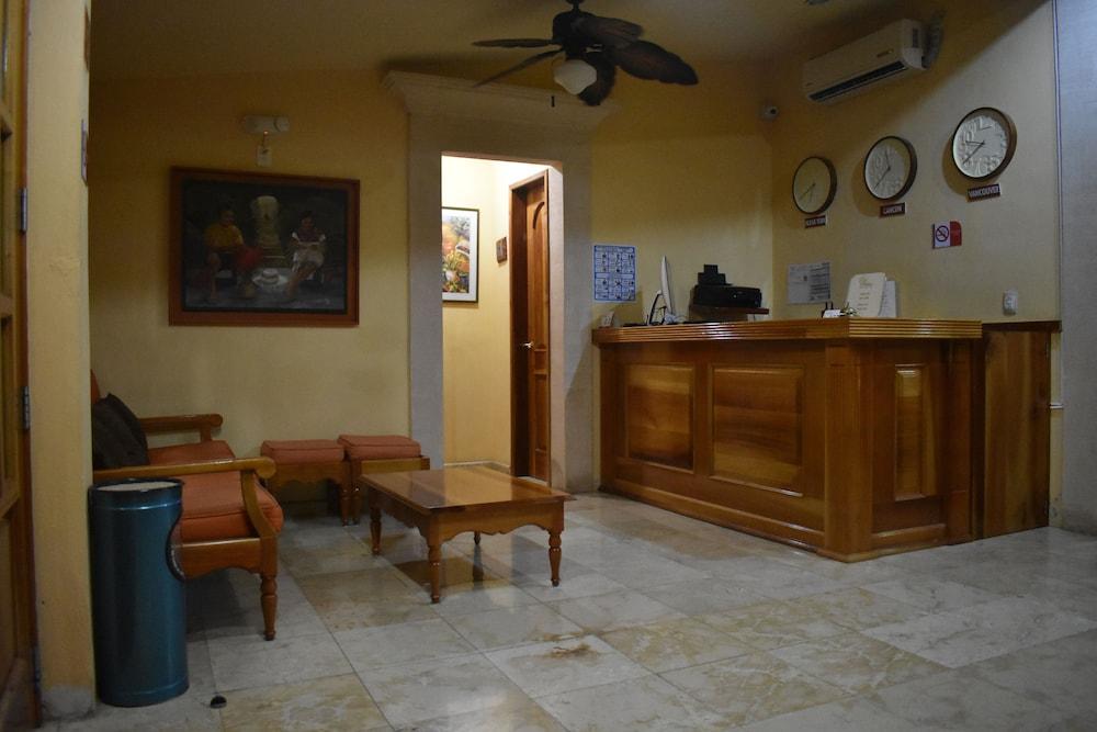 Cancun International Suites Εξωτερικό φωτογραφία
